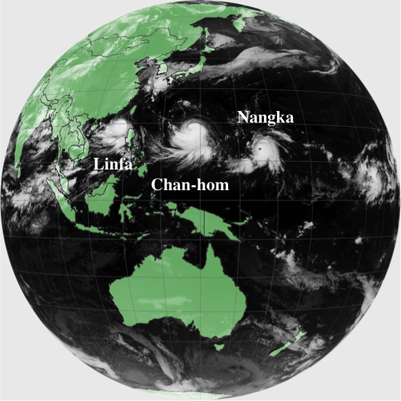Fig. 1: Typhoons Linfa, Chan-hom and Nangka seen simultaneously from the Himawari-8 satellite. (July 7th, 2015 at 00:00 UTC)